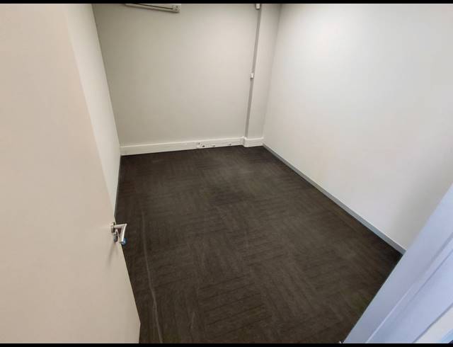 260M² OFFICE TO LET IN FOURWAYS